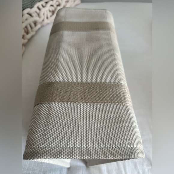 Lululemon Canvas Taupe and Cream Tote Bag 10L - Picture 7 of 9